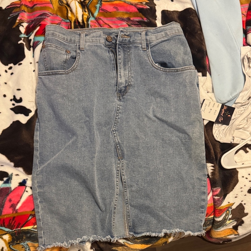 Denim Midi Skirt with Frayed Hem